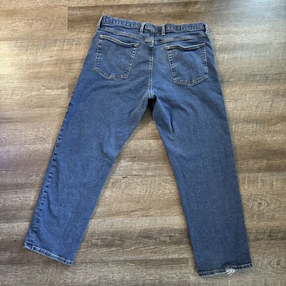 Gap 38x30 Straight Fit Blue Jeans Quality Denim Dark Wash - Picture 2 of 5